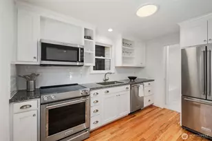 3811 NE 89th St, Seattle, WA 98115 - Photo 16