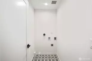 3811 NE 89th St, Seattle, WA 98115 - Photo 28