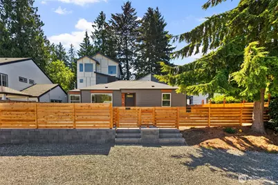 3811 NE 89th Street, Seattle, WA 98115 - Photo 2