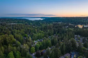 10604 NE 137th Pl, Kirkland, WA 98034 - Photo 34