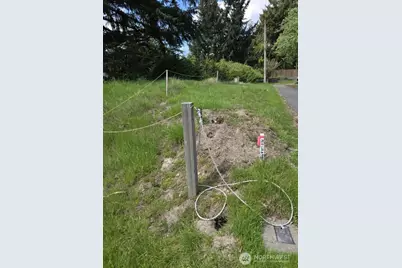 700 S 124th Street, Burien, WA 98168 - Photo 2