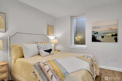 2372 Franklin Avenue E, Seattle, WA 98102 - Photo 24