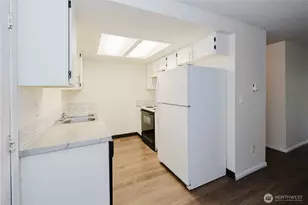 70 E Huckleberry Dr, Grapeview, WA 98546 - Photo 8