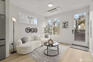 259 E Louisa St, Seattle, WA 98102 - Photo 4