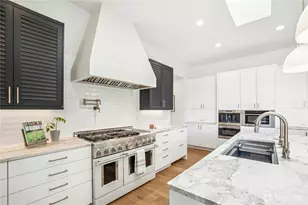 9803 Crystal Lake Dr, Woodinville, WA 98077 - Photo 14