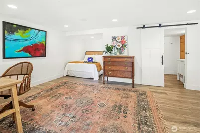 9803 Crystal Lake Drive, Woodinville, WA 98077 - Photo 34