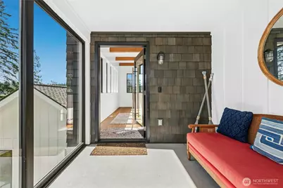 9803 Crystal Lake Drive, Woodinville, WA 98077 - Photo 22