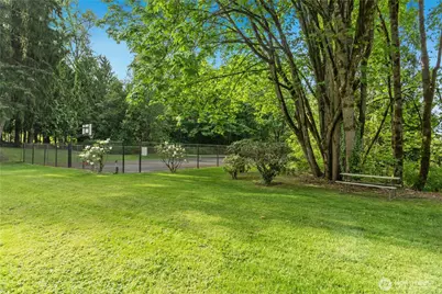9803 Crystal Lake Drive, Woodinville, WA 98077 - Photo 38