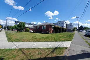 238 240 S 70th St, Tacoma, WA 98408 - Photo 8