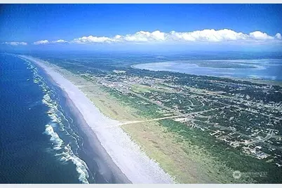 520 E Chance A La Mer NE, Ocean Shores, WA 98569 - Photo 34