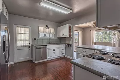 1314 Walnut Street, Wenatchee, WA 98801 - Photo 8