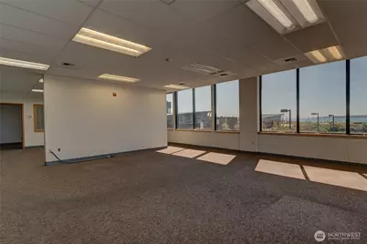 275 SE Pioneer Way #204, Oak Harbor, WA 98277 - Photo 4