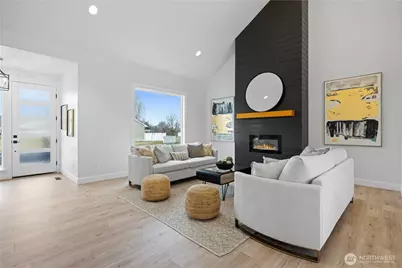 601 N Bluff West Drive, Moses Lake, WA 98837 - Photo 4