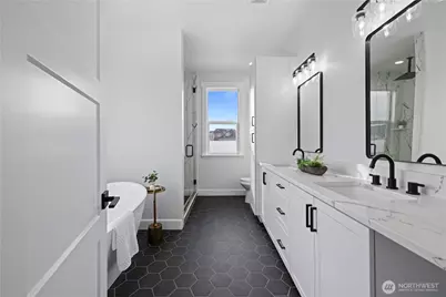 601 N Bluff West Drive, Moses Lake, WA 98837 - Photo 16