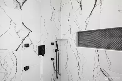 601 N Bluff West Drive, Moses Lake, WA 98837 - Photo 18