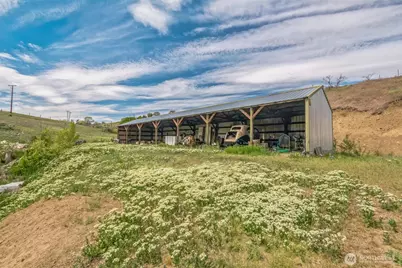 12623 Douglas Road, Yakima, WA 98908 - Photo 28