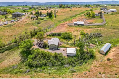 12623 Douglas Road, Yakima, WA 98908 - Photo 32