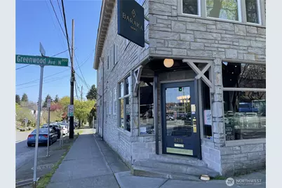 8214 Greenwood Avenue N, Seattle, WA 98103 - Photo 6