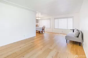 8406 37th St Ct E, Puyallup, WA 98371 - Photo 4