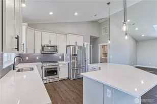 819 N Newport Loop, East Wenatchee, WA 98802 - Photo 8