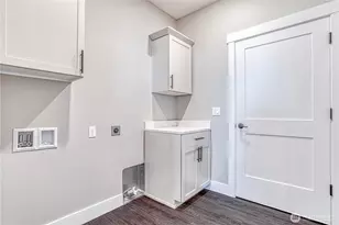 819 N Newport Loop, East Wenatchee, WA 98802 - Photo 22