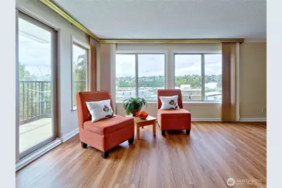 2219 13th Avenue W #1, Seattle, WA 98119 - Photo 2