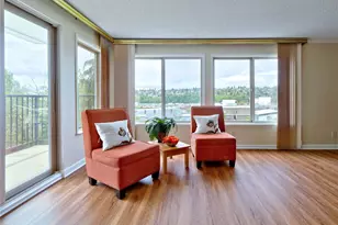 2219 13th Ave W, Seattle, WA 98119 - Photo 2