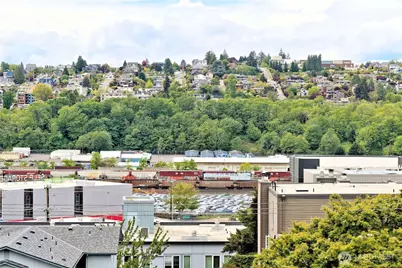 2219 13th Avenue W #1, Seattle, WA 98119 - Photo 20
