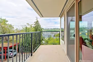 2219 13th Ave W, Seattle, WA 98119 - Photo 14