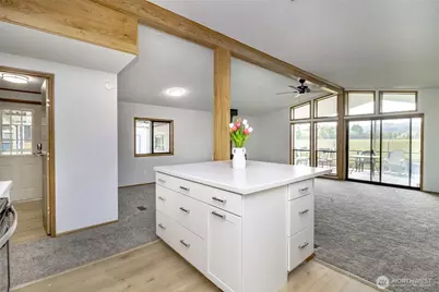 836 Harman Way S #8, Orting, WA 98360 - Photo 10