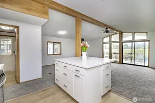 836 Harman Way S, Orting, WA 98360 - Photo 10