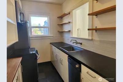 2114 7th Avenue W #5, Seattle, WA 98119 - Photo 6