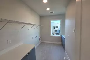 13809 SE 85th St, Newcastle, WA 98059 - Photo 28