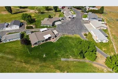 10615 SE Handicap Drive, Warden, WA 98857 - Photo 6