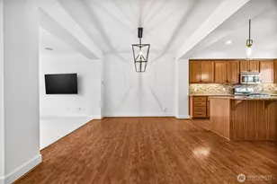 4660 NE 3rd Ct, Renton, WA 98059 - Photo 12