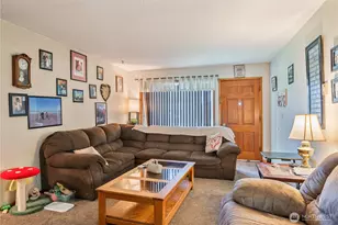 1016 Oak, Kelso, WA 98626 - Photo 6