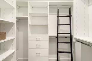 972 NW 54th St, Seattle, WA 98107 - Photo 22