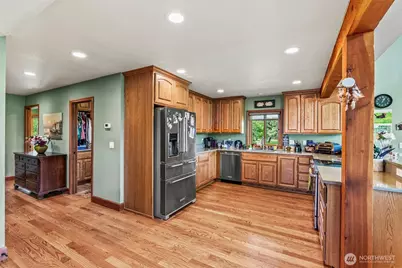 6238 Willow Grove Road, Longview, WA 98632 - Photo 16