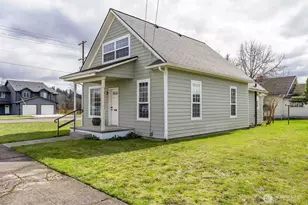 116 E 4th St, Centralia, WA 98531 - Photo 2