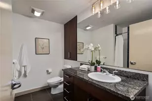 900 Lenora St, Seattle, WA 98121 - Photo 16