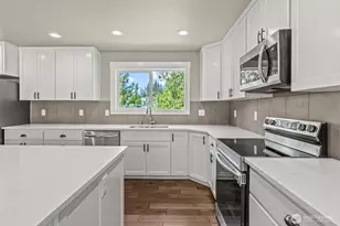 151 Alpha Dr, Longview, WA 98632 - Photo 10