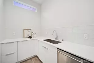 13220 NE 70th St, Redmond, WA 98052 - Photo 14