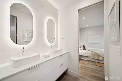 13220 NE 70th Street, Redmond, WA 98052 - Photo 34