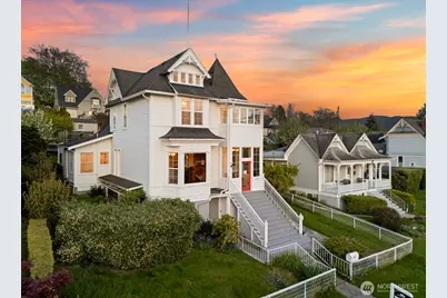 1005 15th Street, Bellingham, WA 98225 - Photo 1