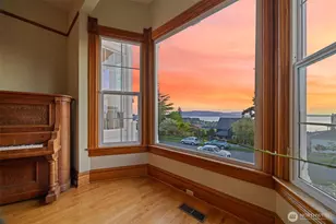 1005 15th St, Bellingham, WA 98225 - Photo 10