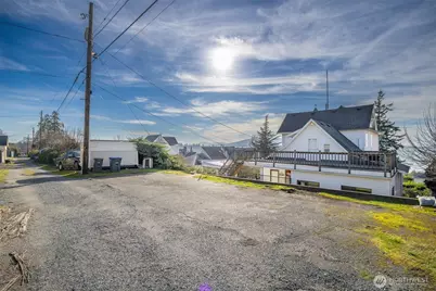 1005 15th Street, Bellingham, WA 98225 - Photo 40