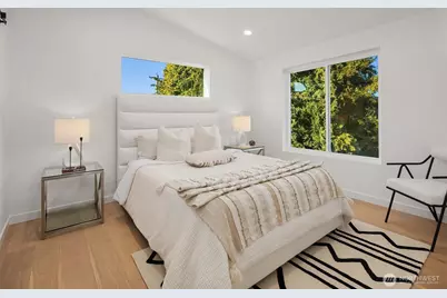 8016 24th Avenue NW, Seattle, WA 98117 - Photo 20