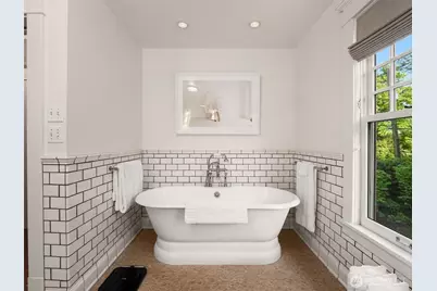 2161 E Interlaken Boulevard, Seattle, WA 98112 - Photo 20