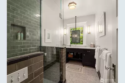 2161 E Interlaken Boulevard, Seattle, WA 98112 - Photo 26