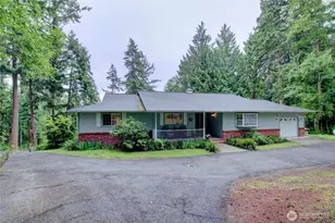 362 N Sunrise Blvd, Camano Island, WA 98282 - Photo 2
